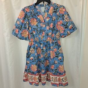 Like New Sz 4 Joie Blue Floral Dress, Vneck, Pockets, Puff Sleeves, Button Down
